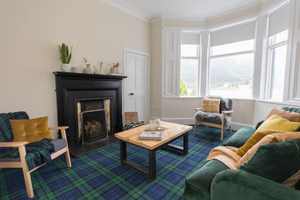 Rossmay House - 4 Bedroom Scottish Villa With Waterfront / Mountain Views Аррокар Екстер'єр фото