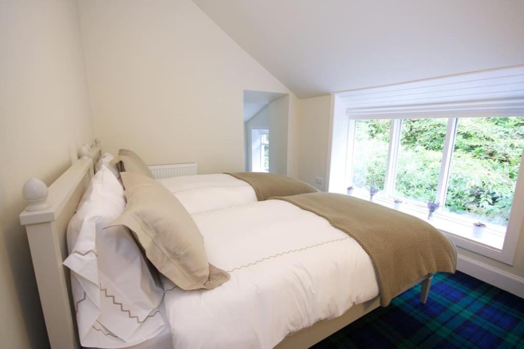 Rossmay House - 4 Bedroom Scottish Villa With Waterfront / Mountain Views Аррокар Екстер'єр фото