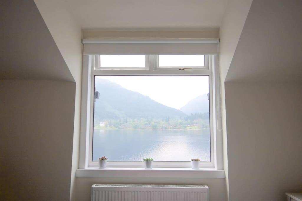 Rossmay House - 4 Bedroom Scottish Villa With Waterfront / Mountain Views Аррокар Екстер'єр фото